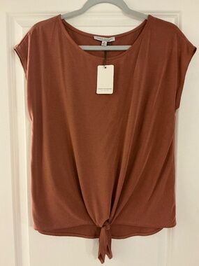 Green Envelope Los Angeles knot tied bottom blouse medium NWT